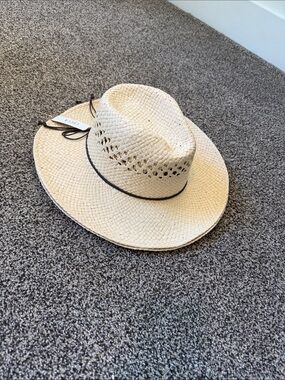 H&M Cream Woven Straw Sun Hat